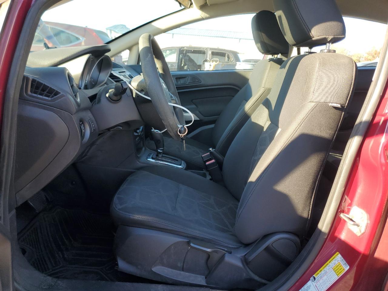 2011 FORD Fiesta