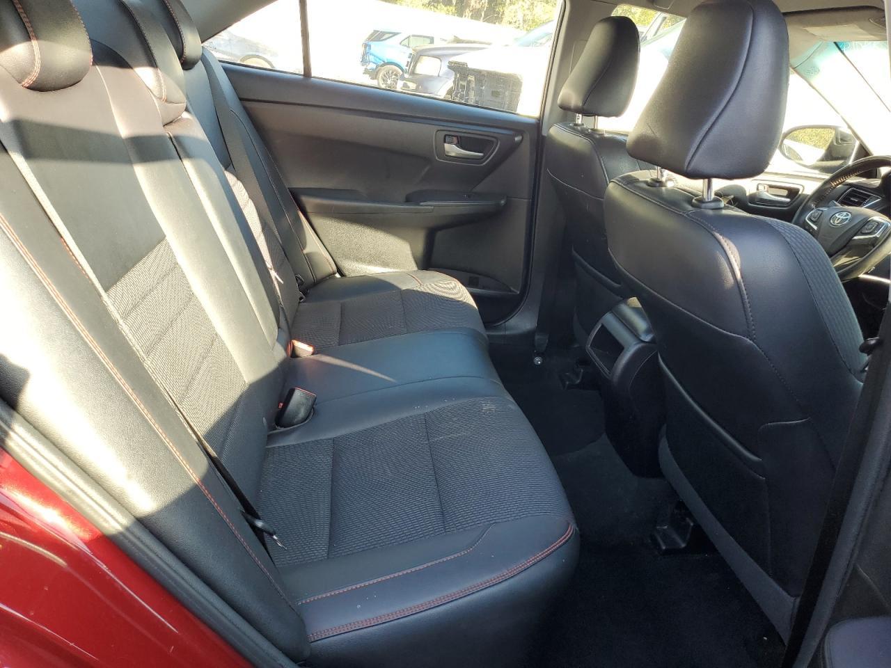 2016 TOYOTA CAMRY