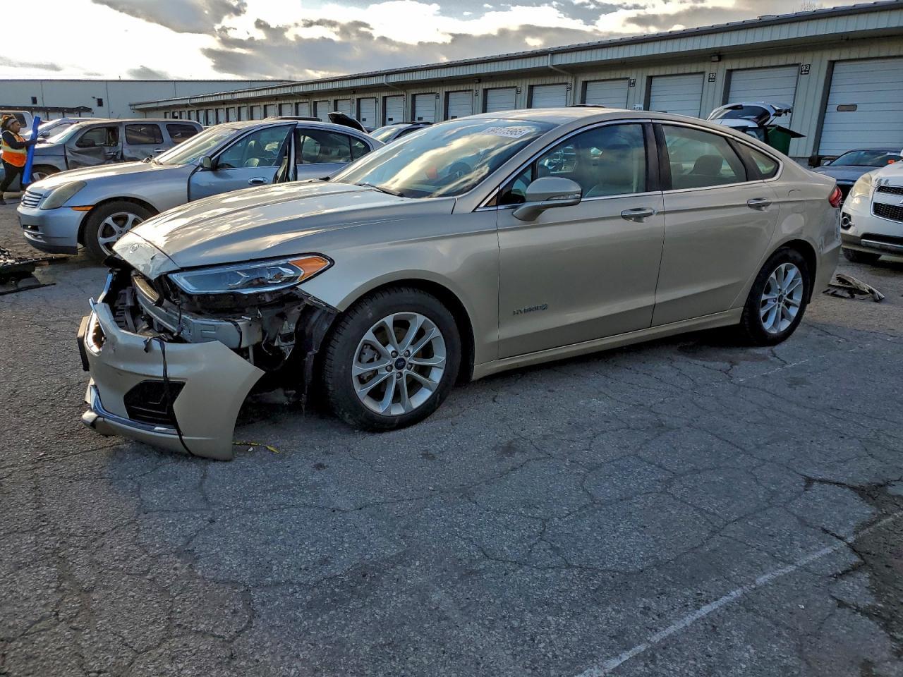 2019 FORD FUSION