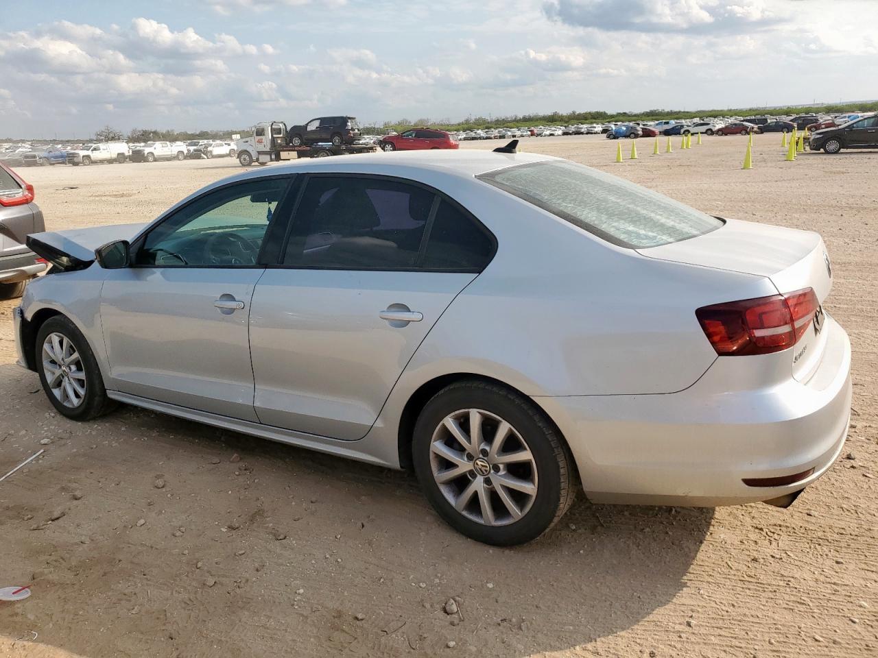 2016 VOLKSWAGEN JETTA