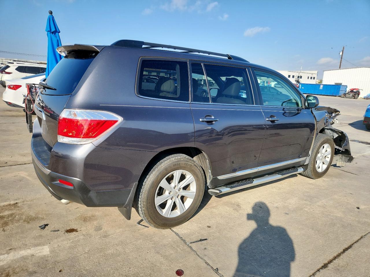 2013 TOYOTA HIGHLANDER