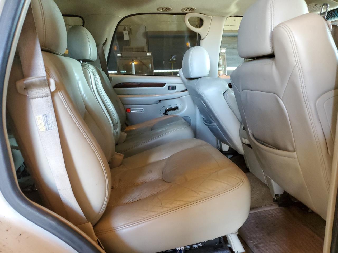 2003 CADILLAC ESCALADE