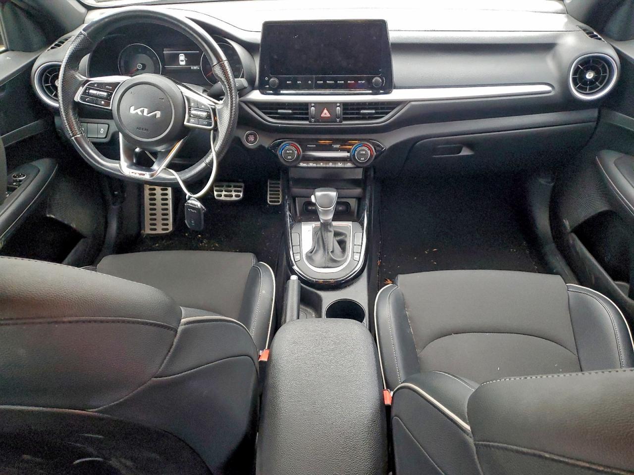 2023 KIA FORTE