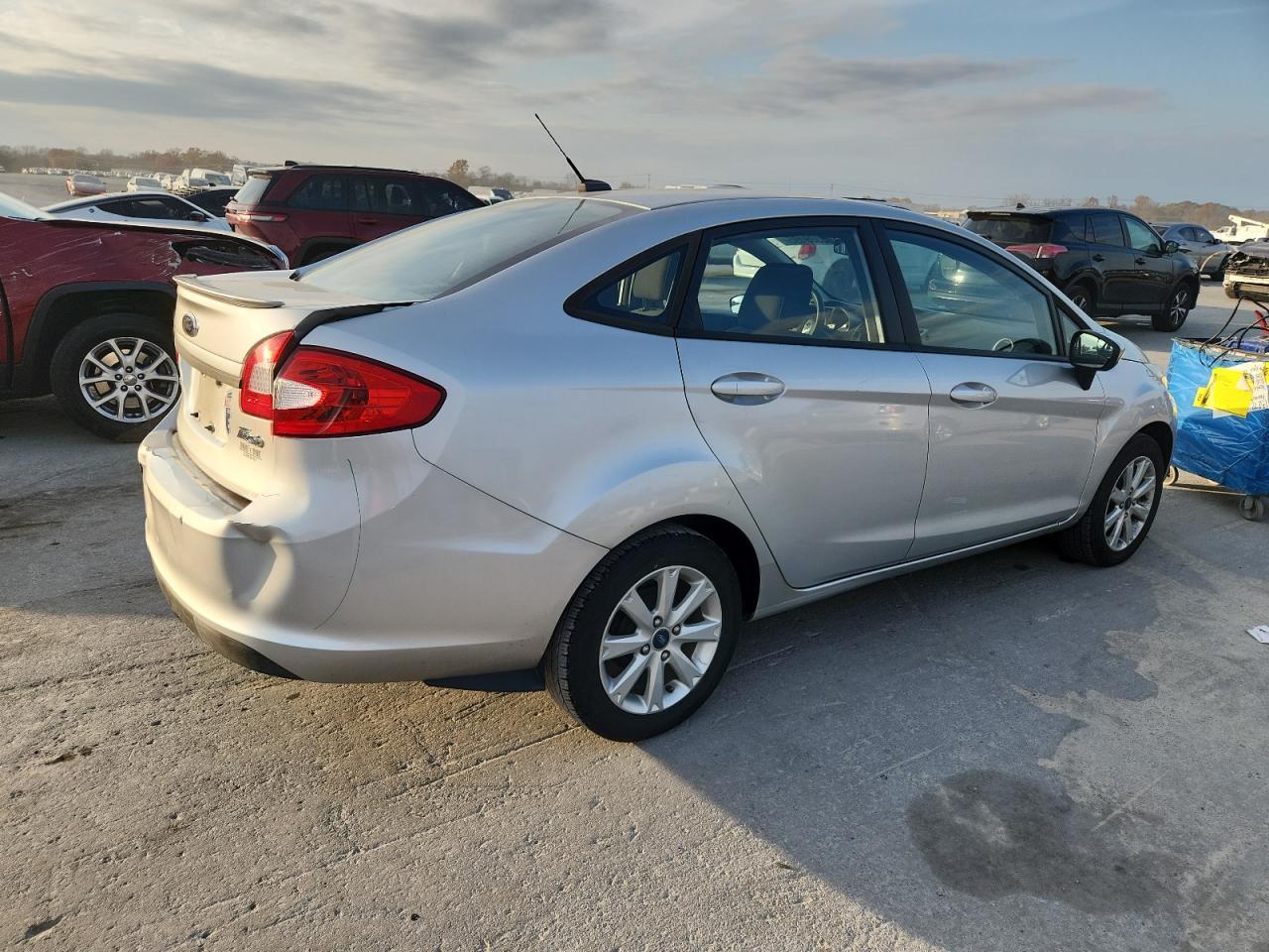 2012 FORD Fiesta