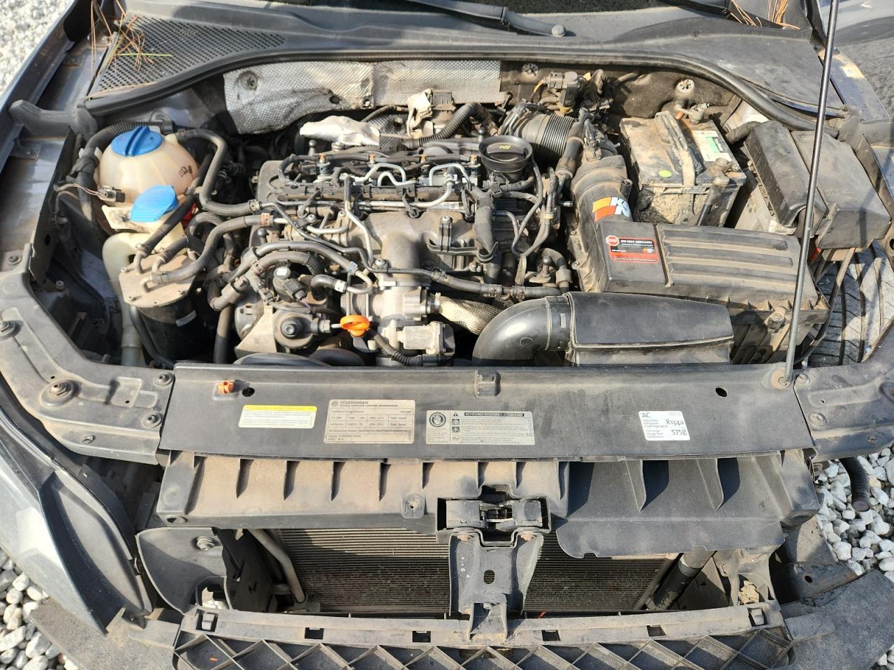 2012 VOLKSWAGEN Passat