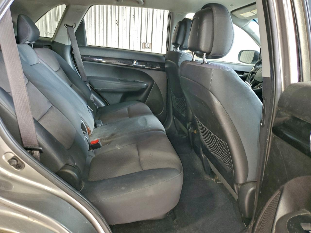 2011 KIA SORENTO
