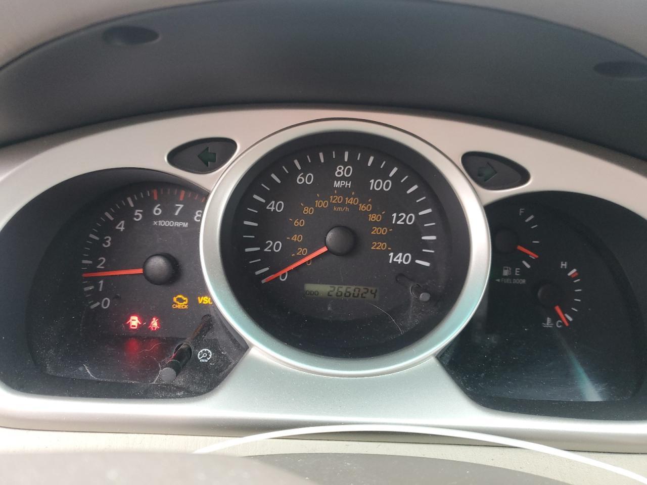2005 TOYOTA HIGHLANDER