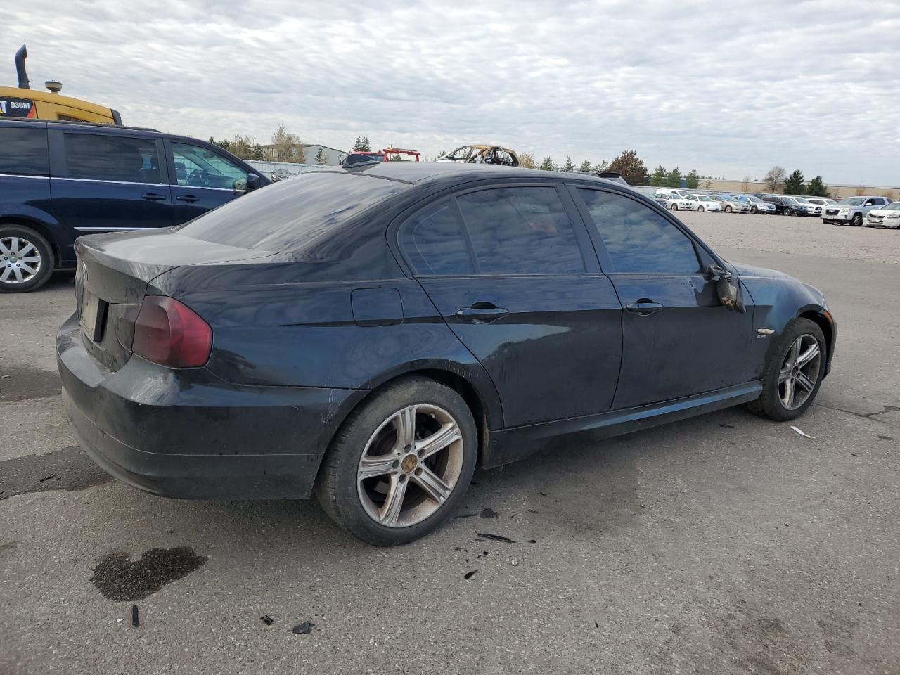 2011 BMW 3 SERIES