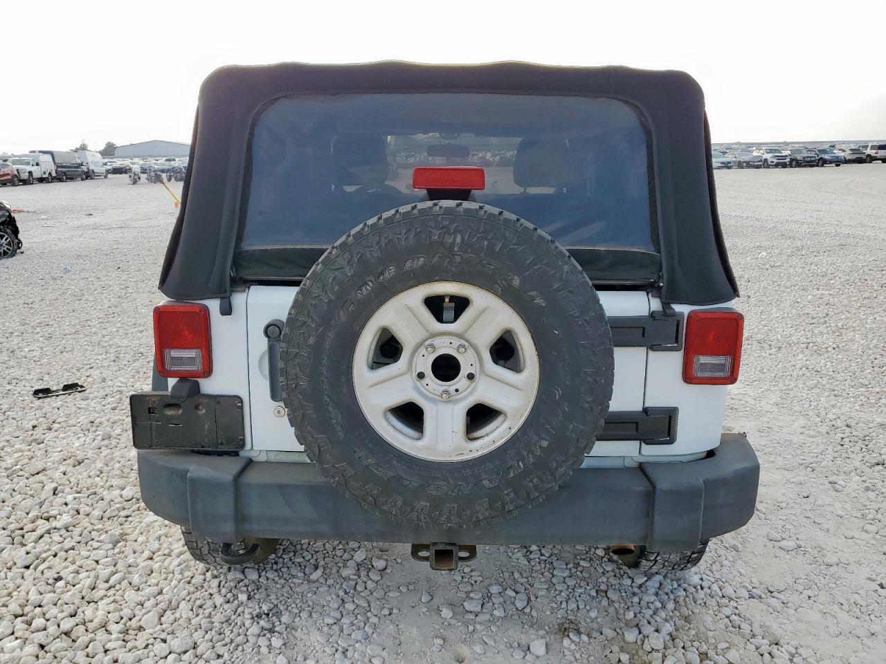 2011 JEEP WRANGLER