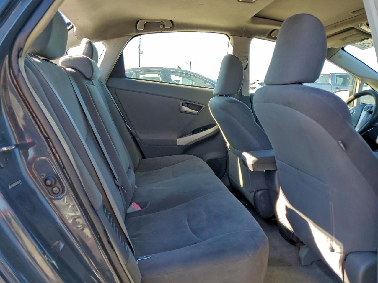 2010 TOYOTA PRIUS