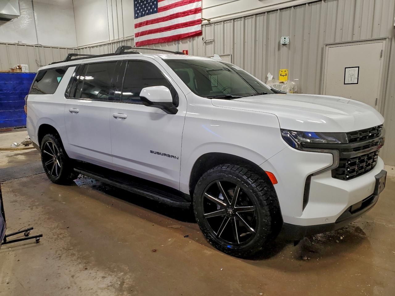 2022 CHEVROLET Suburban