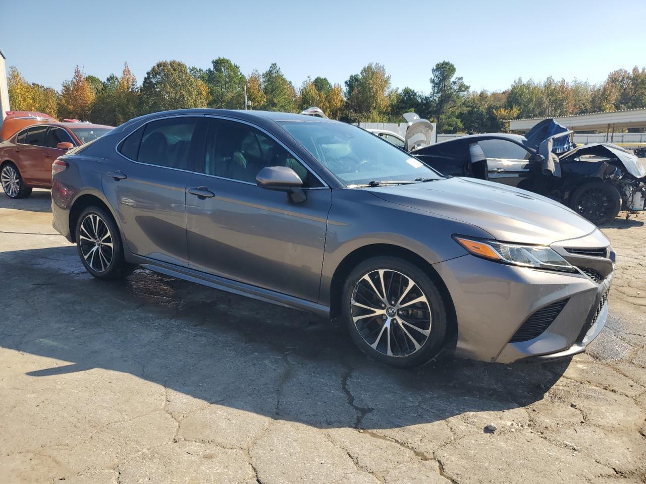 2018 TOYOTA CAMRY