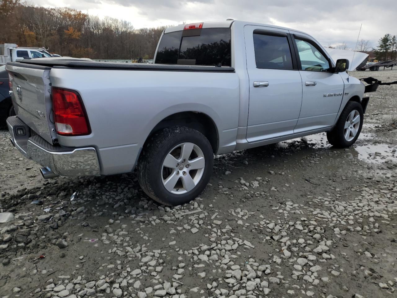 2011 DODGE RAM 1500