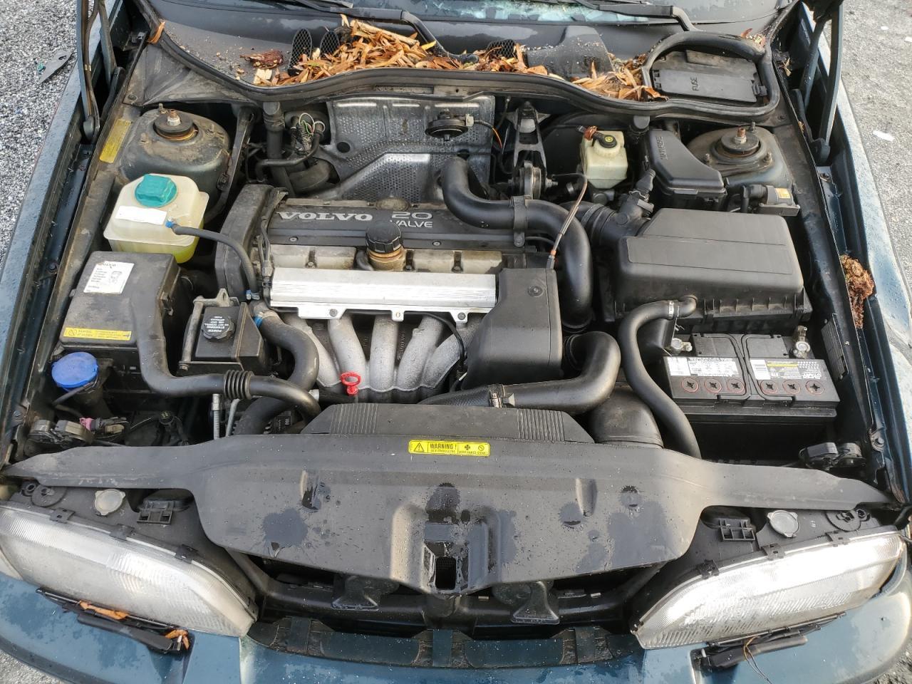 1998 VOLVO S70
