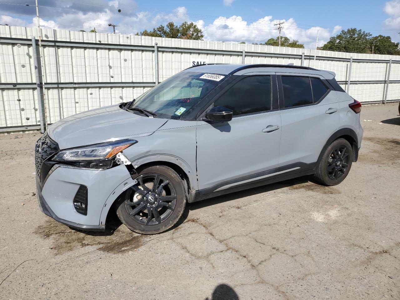 2022 NISSAN KICKS