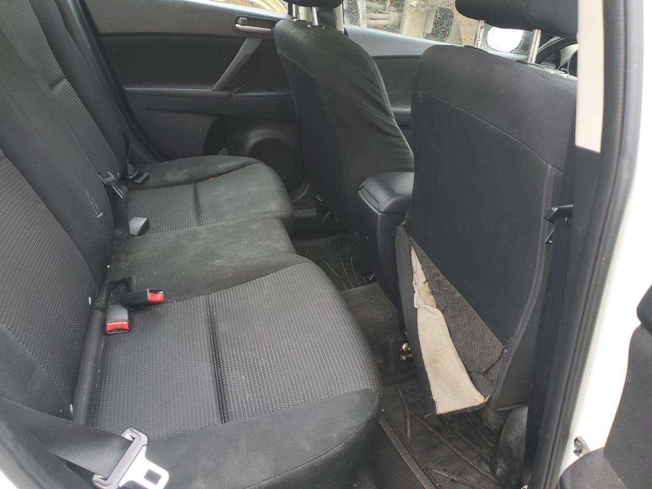 2013 MAZDA 3