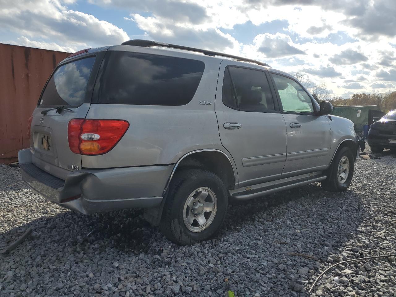 2002 TOYOTA Sequoia