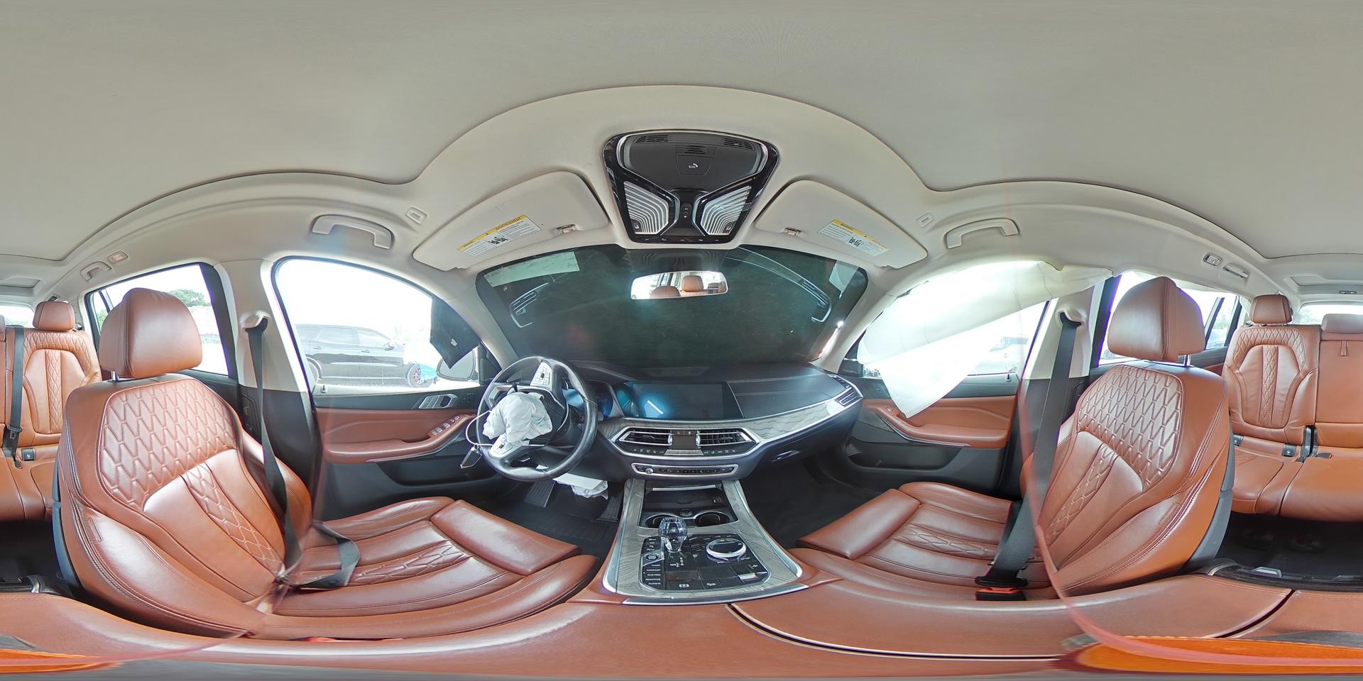 2022 BMW X7