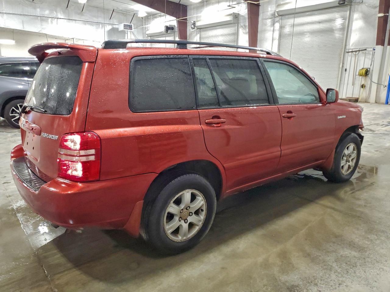 2003 TOYOTA HIGHLANDER