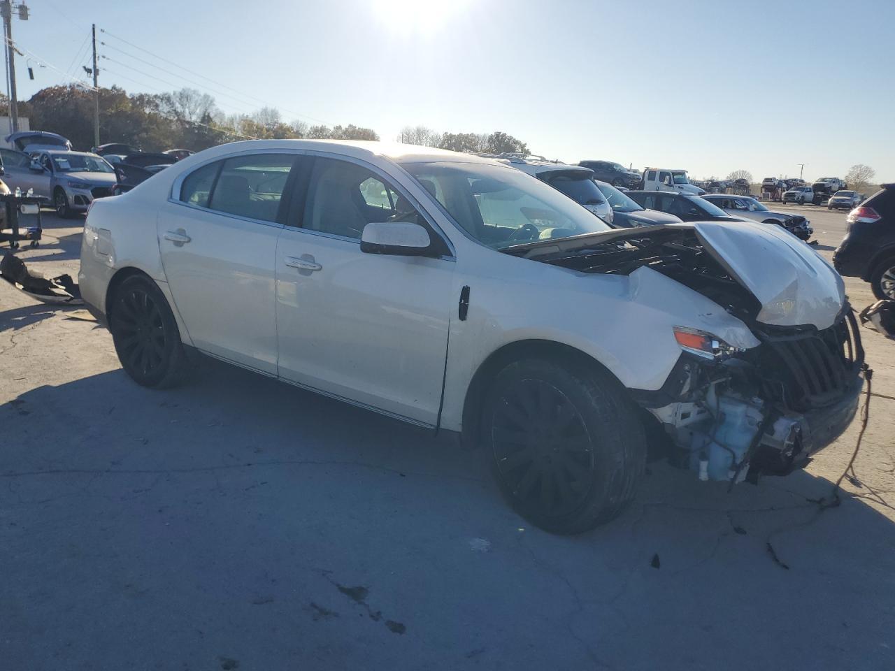 2011 LINCOLN MKS