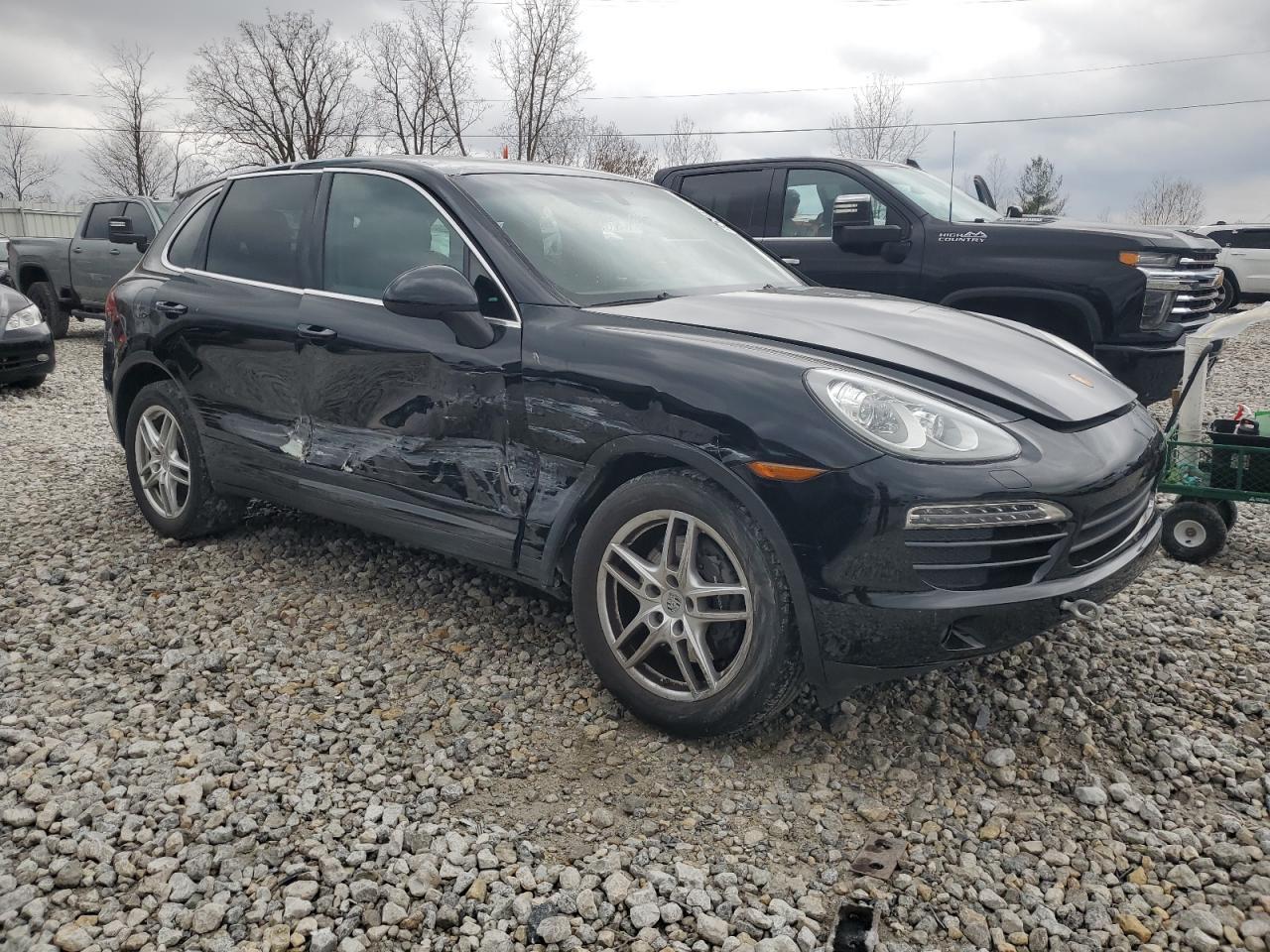 2014 PORSCHE CAYENNE
