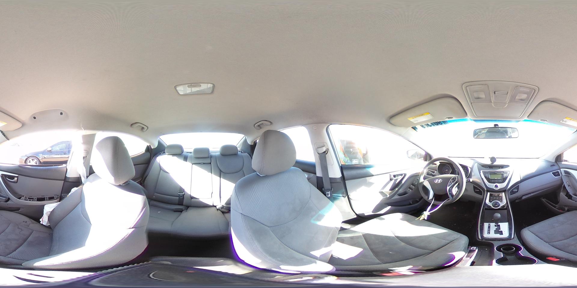 2011 HYUNDAI ELANTRA