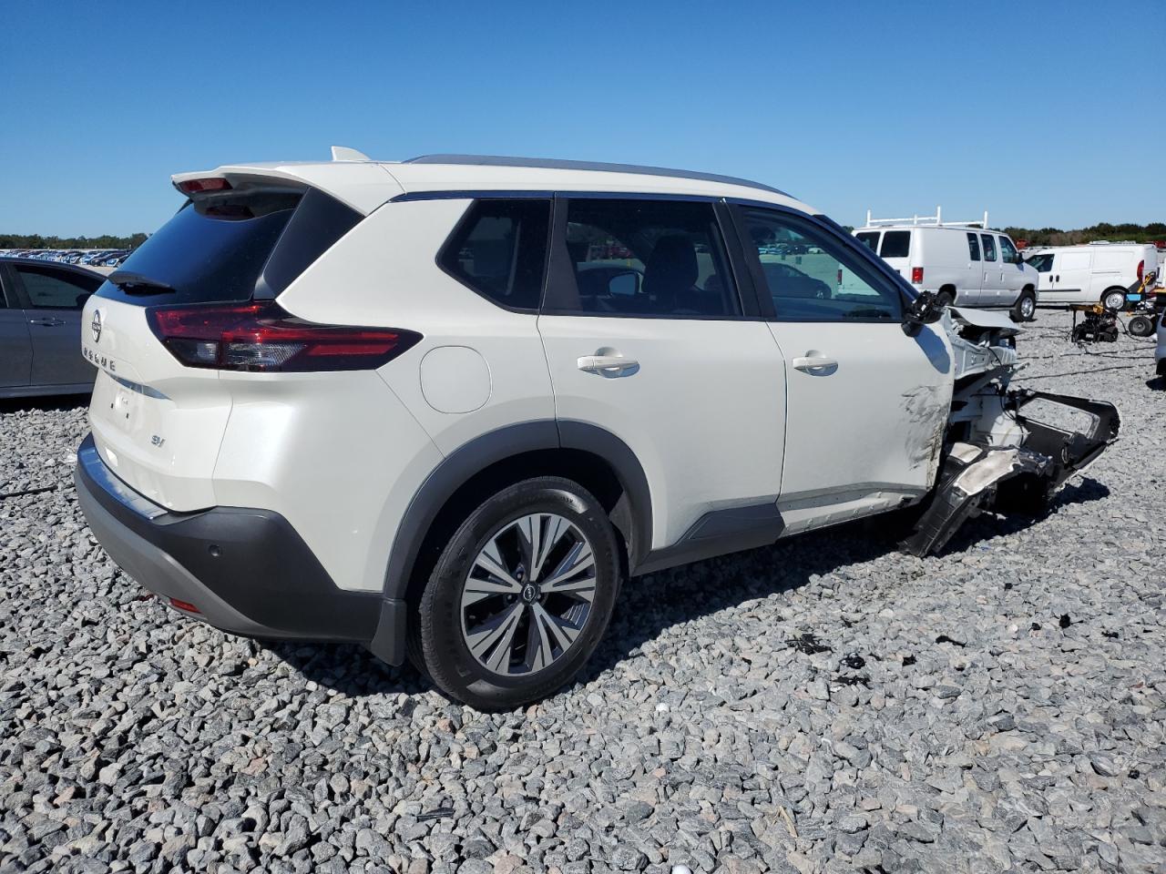 2022 NISSAN ROGUE