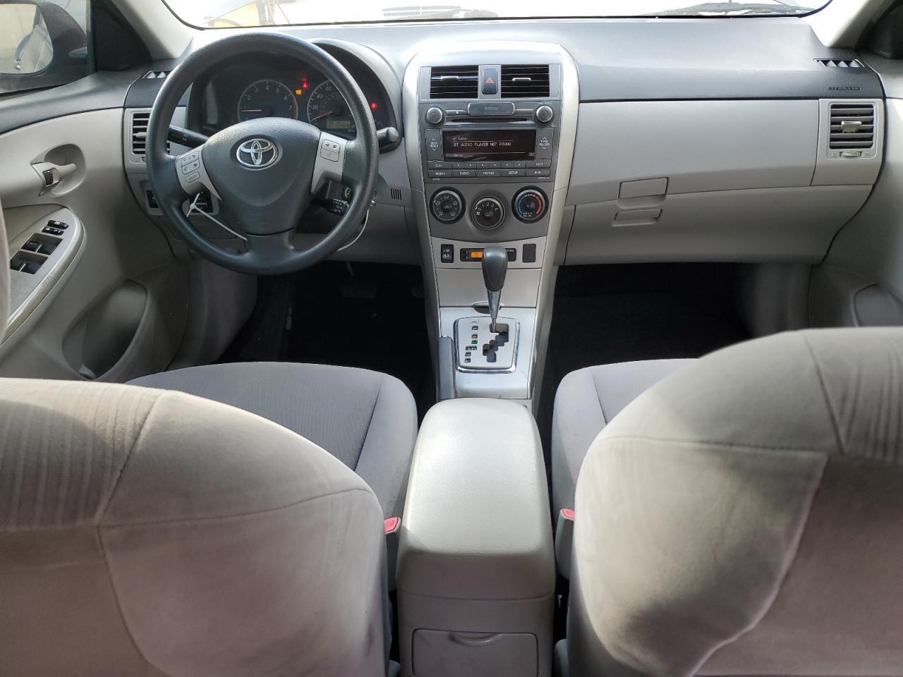 2011 TOYOTA COROLLA