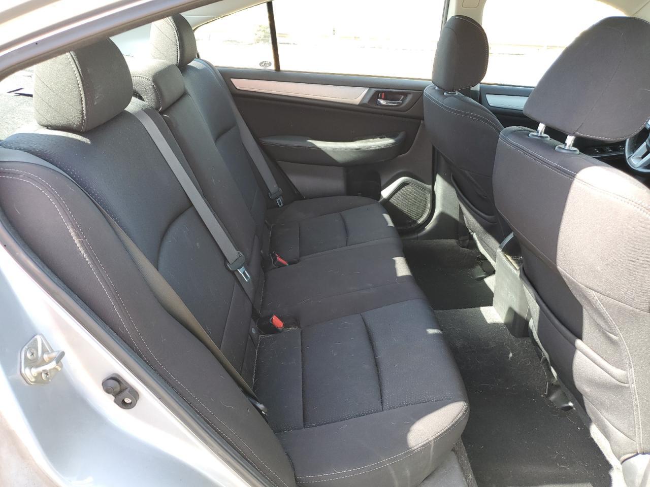2017 SUBARU Legacy