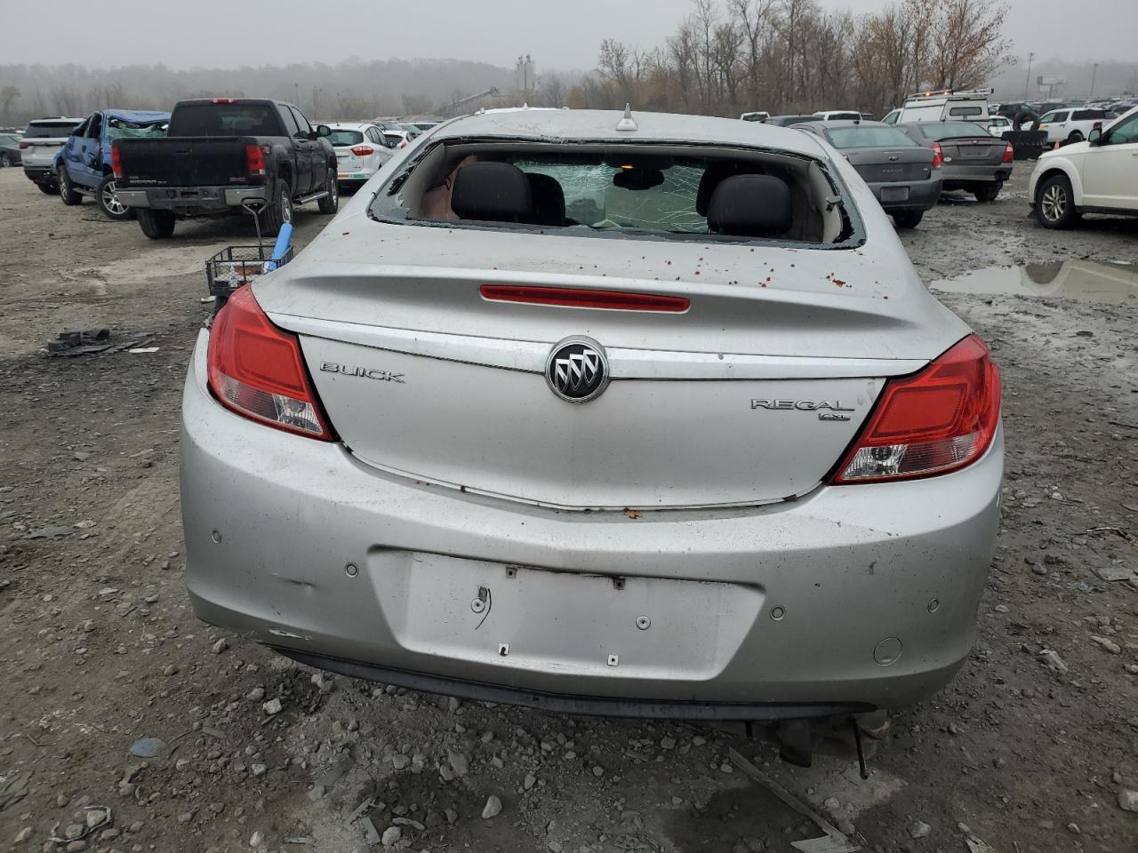 2011 BUICK Regal