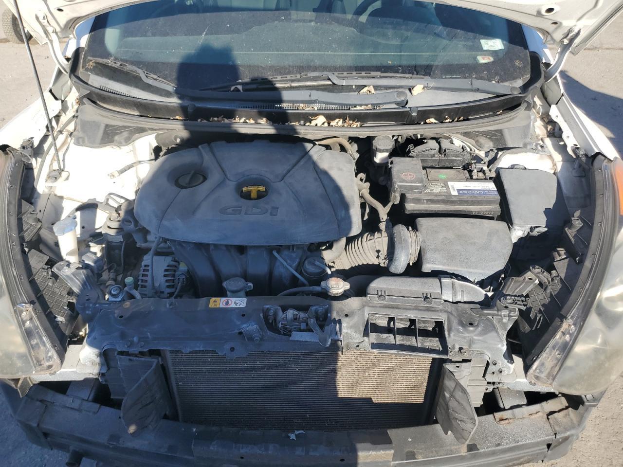2016 HYUNDAI ELANTRA