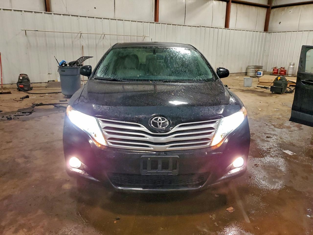 2011 TOYOTA VENZA