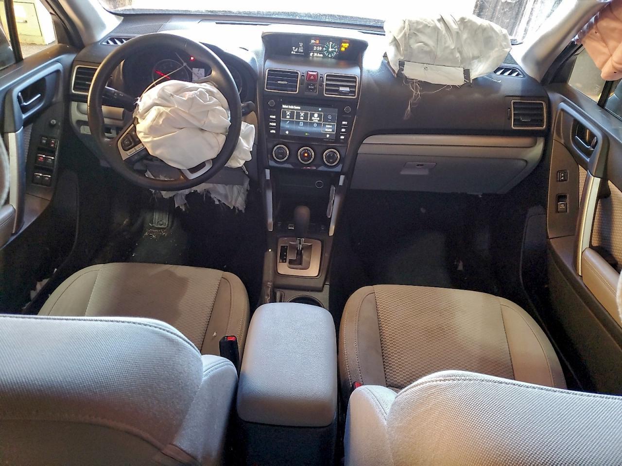 2017 SUBARU FORESTER