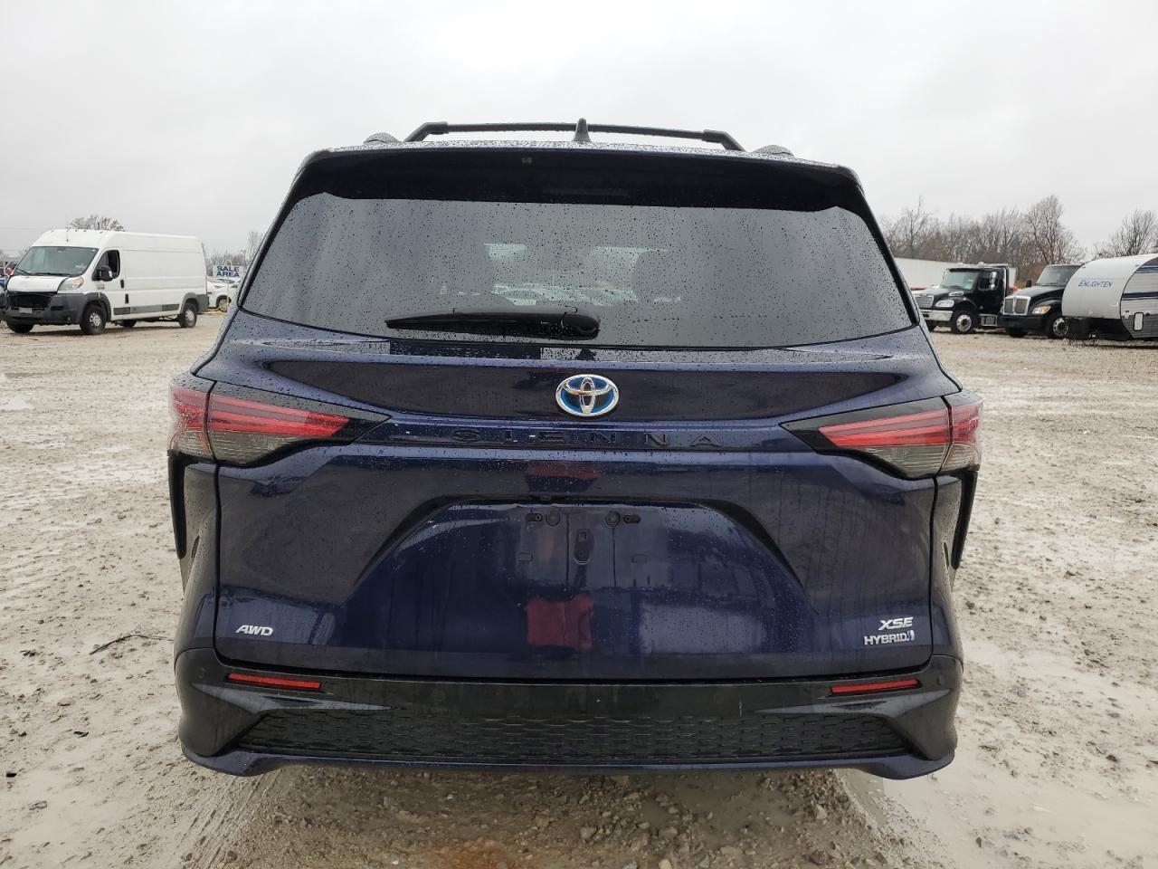 2022 TOYOTA SIENNA