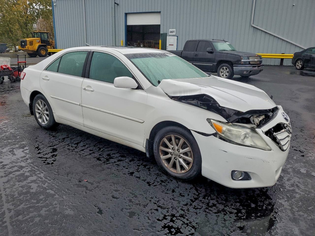 2010 TOYOTA CAMRY