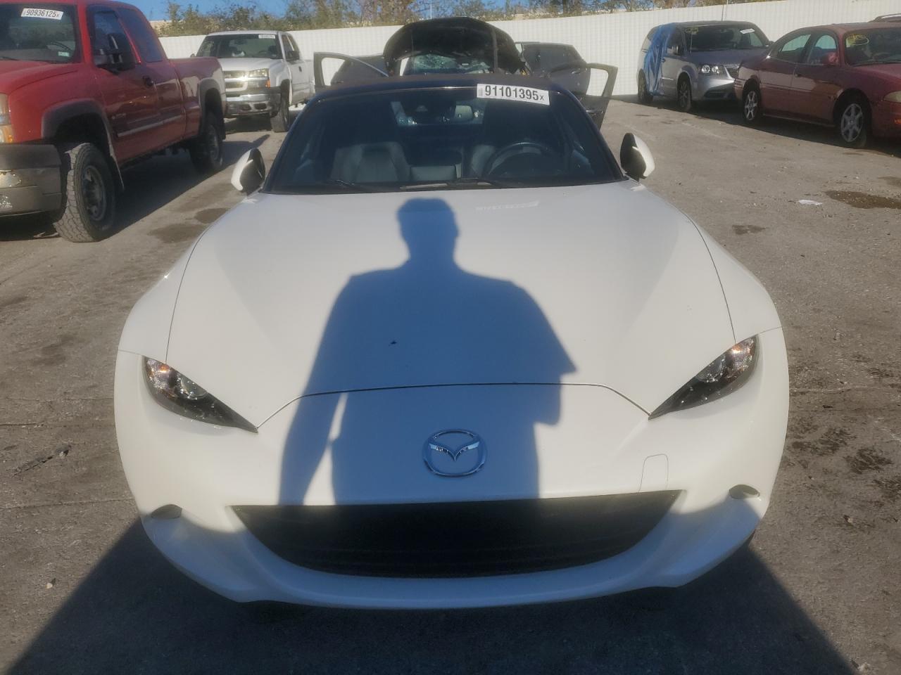 2019 MAZDA MX-5 Miata