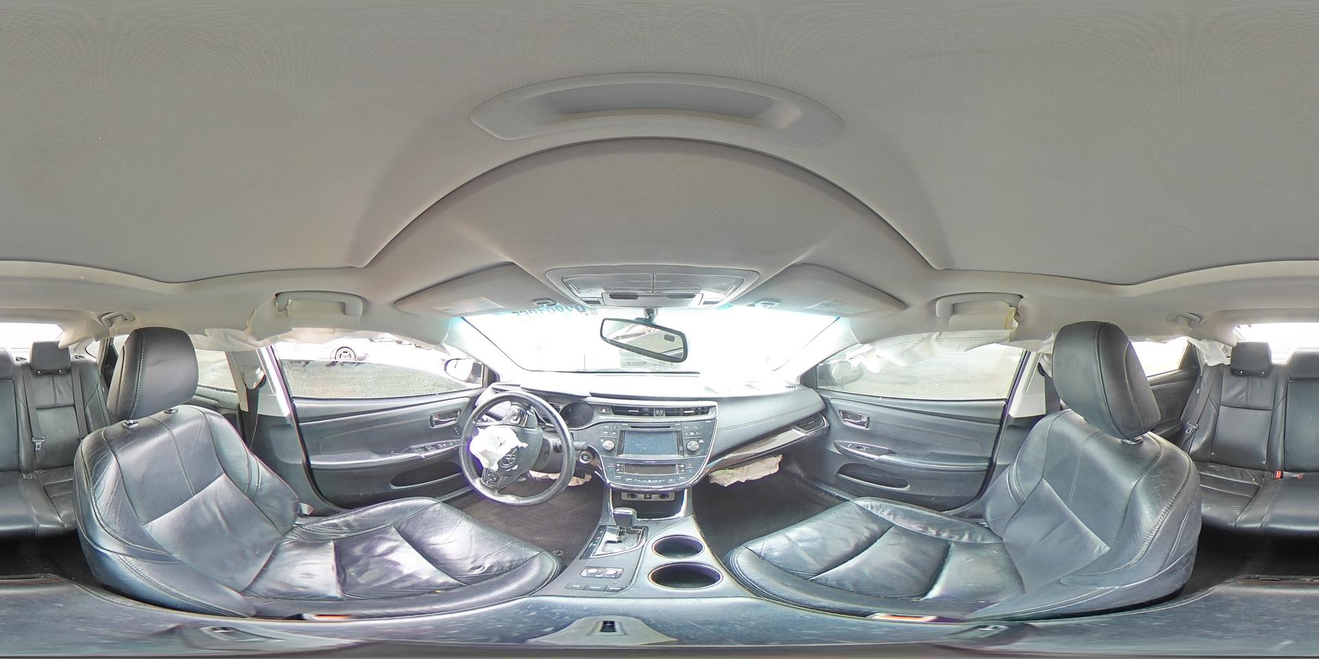 2015 TOYOTA Avalon