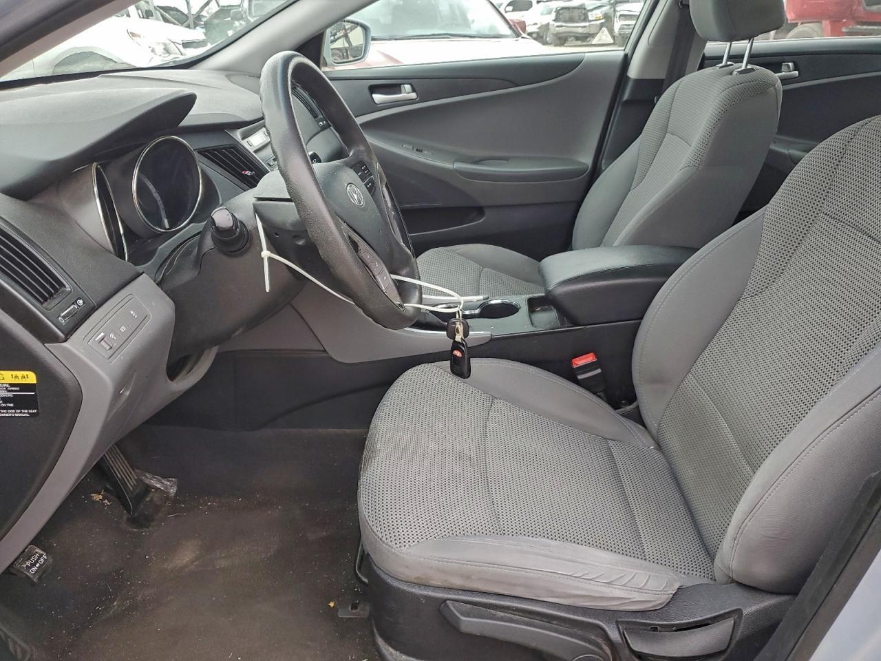 2012 HYUNDAI SONATA