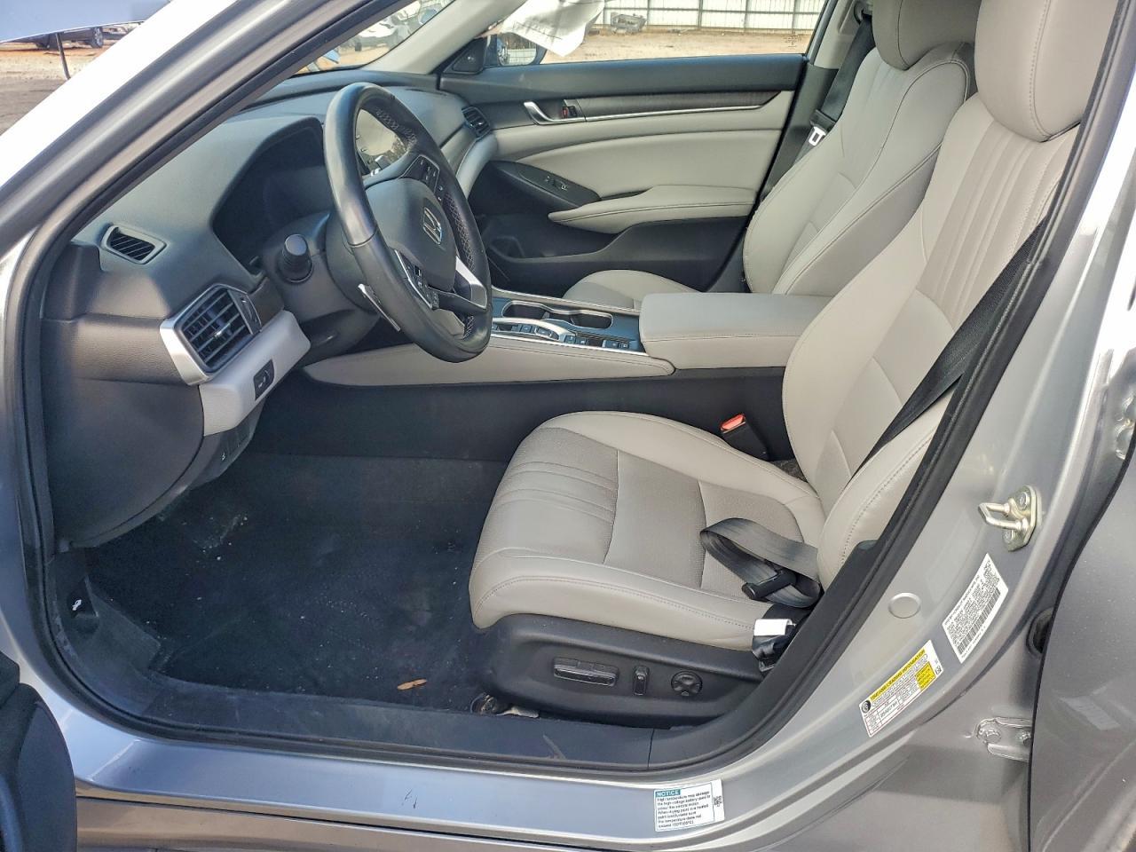 2019 HONDA ACCORD