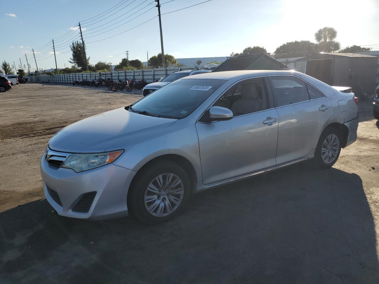 2012 TOYOTA CAMRY