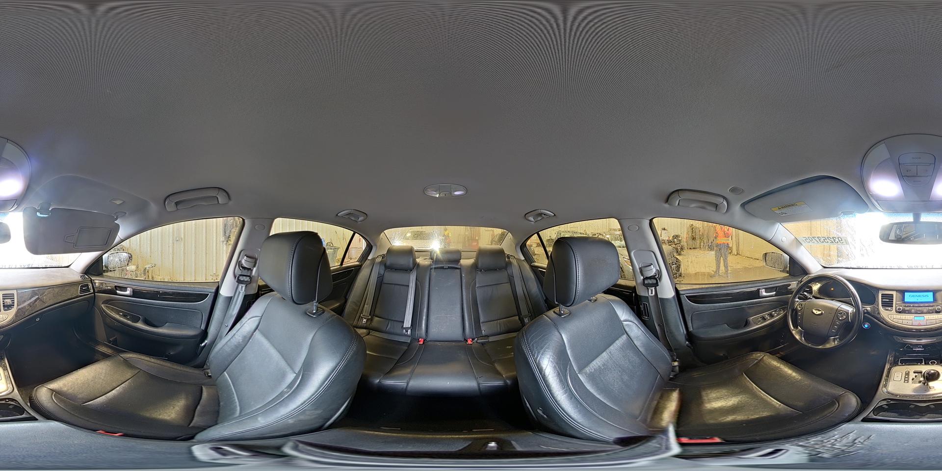 2013 HYUNDAI GENESIS