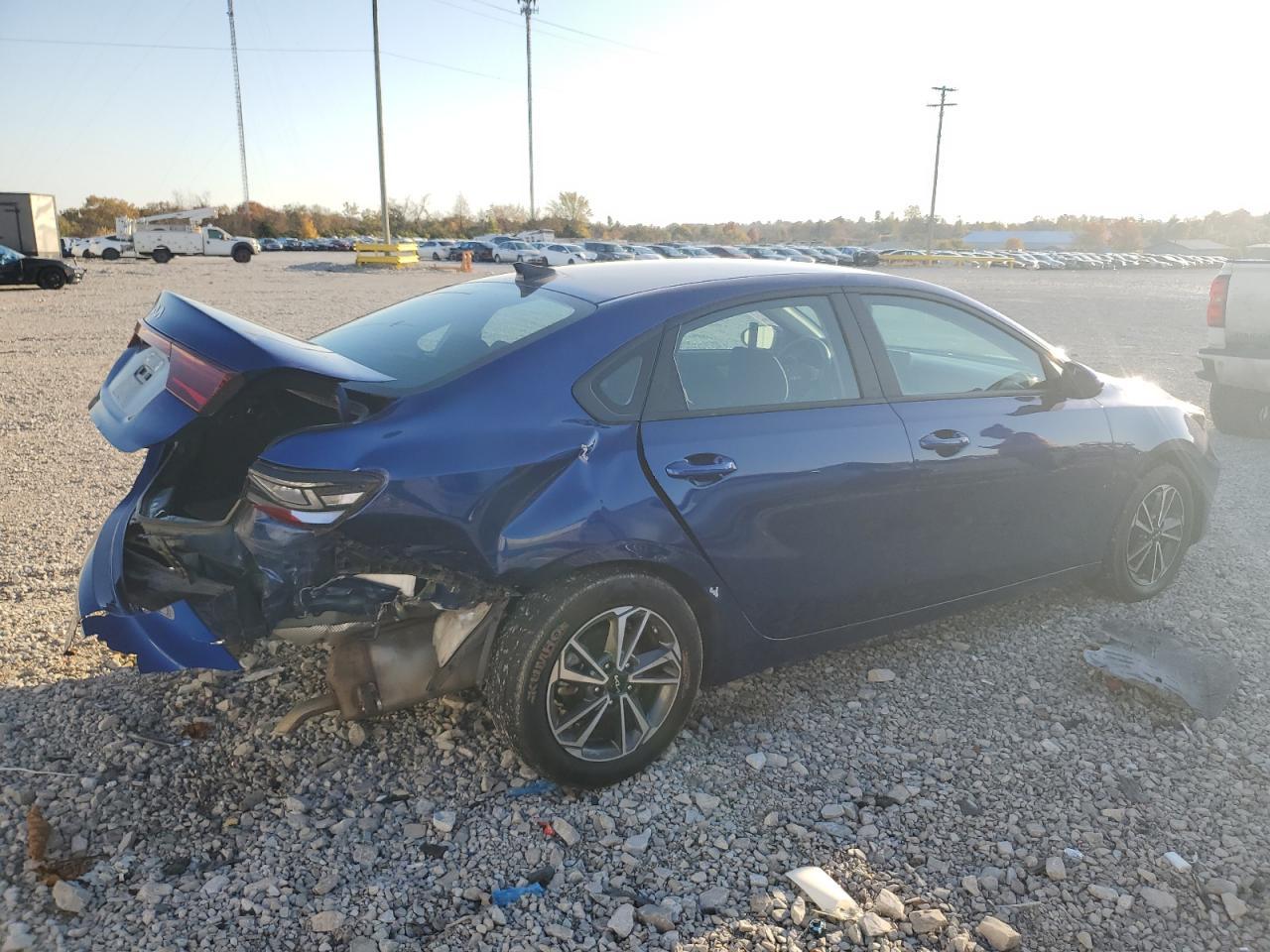 2023 KIA FORTE
