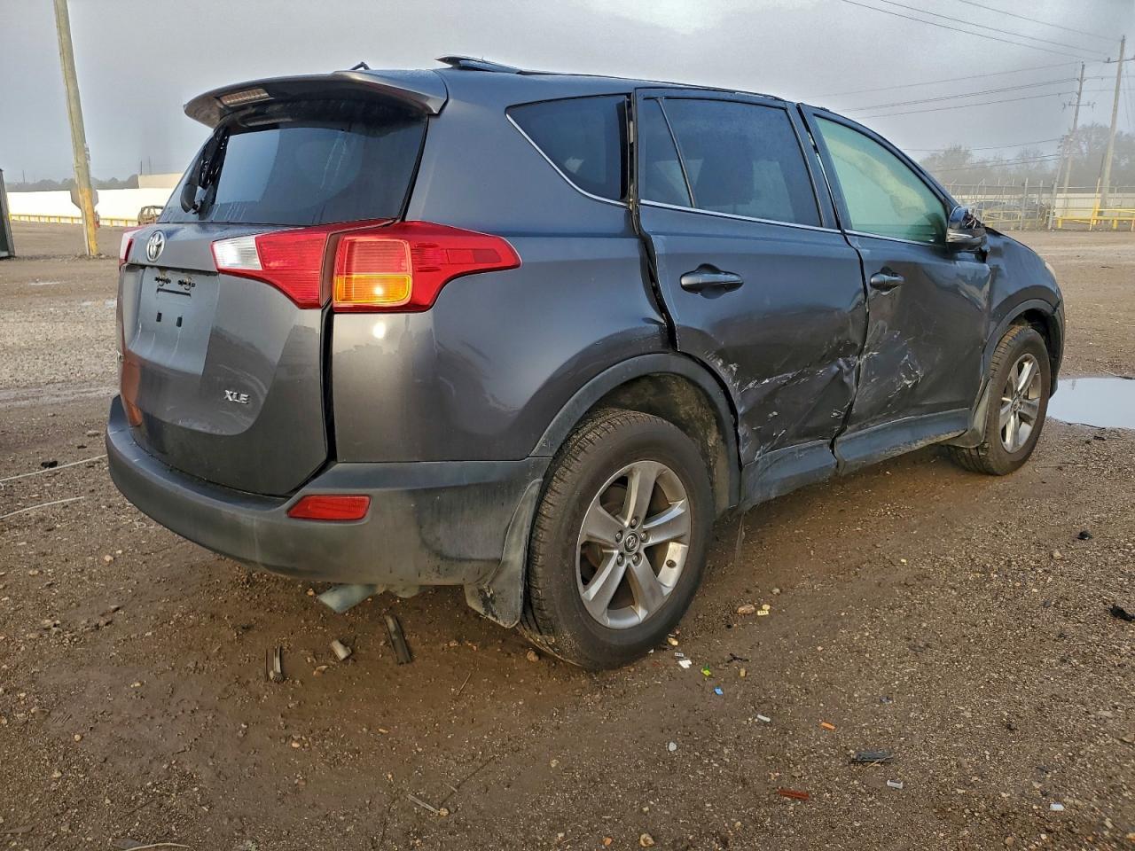2015 TOYOTA RAV4