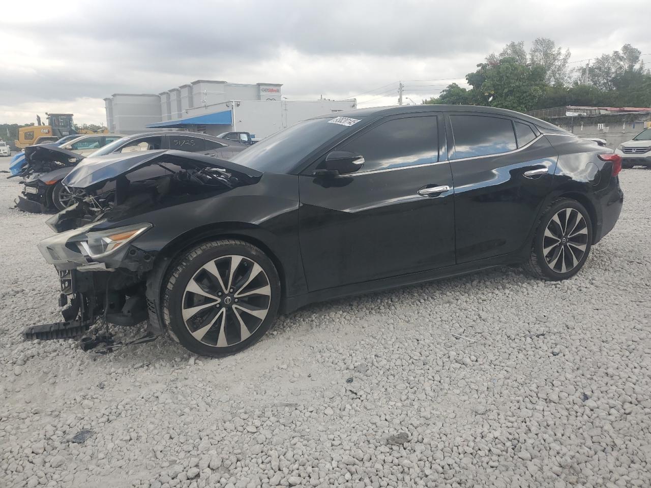 2016 NISSAN Maxima