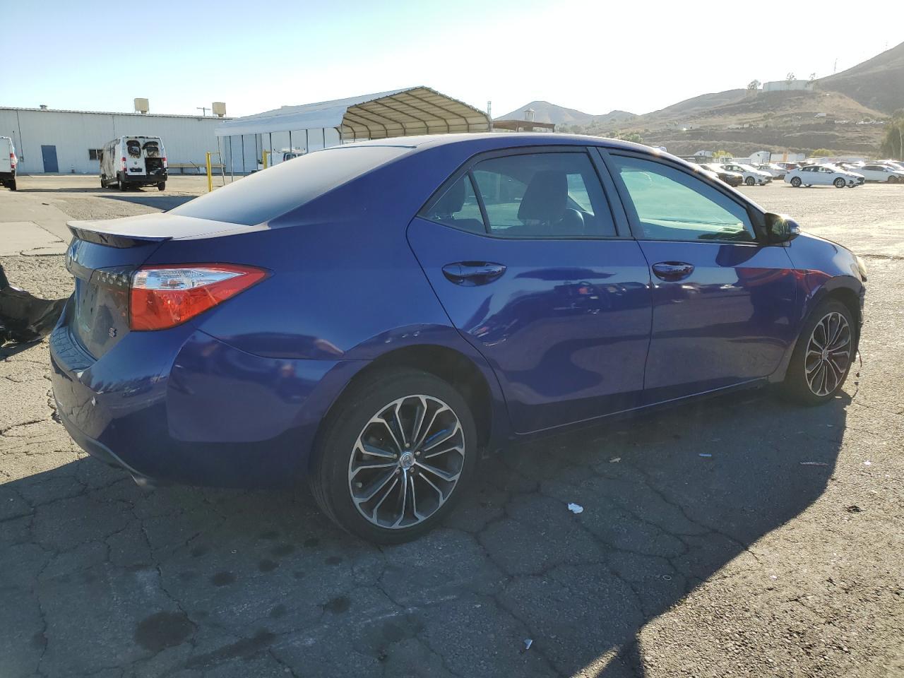 2016 TOYOTA COROLLA