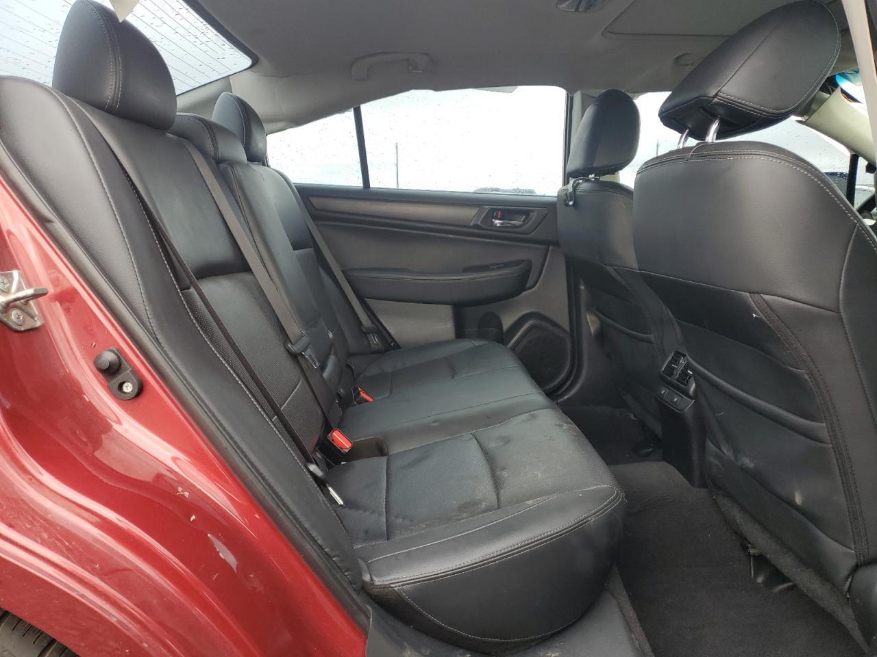 2015 SUBARU Legacy