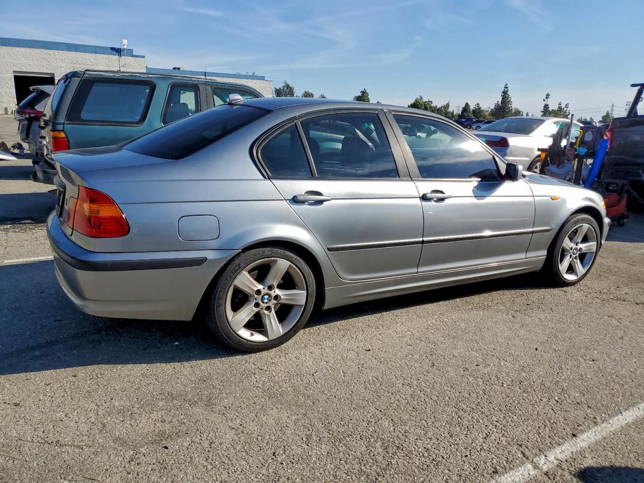 2004 BMW 3 SERIES