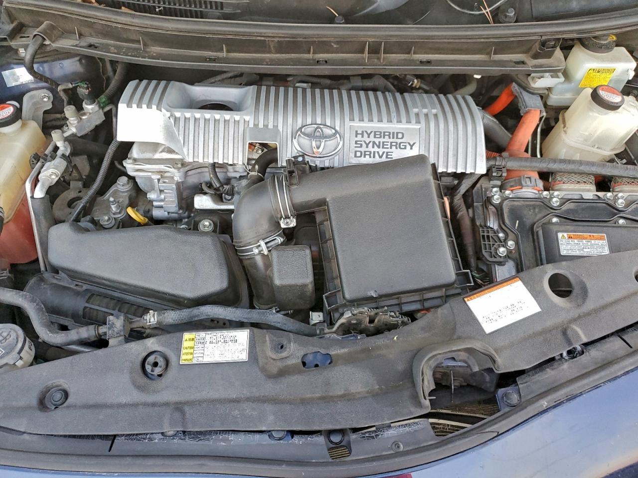 2015 TOYOTA PRIUS