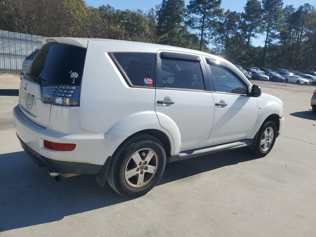 2011 MITSUBISHI outlander