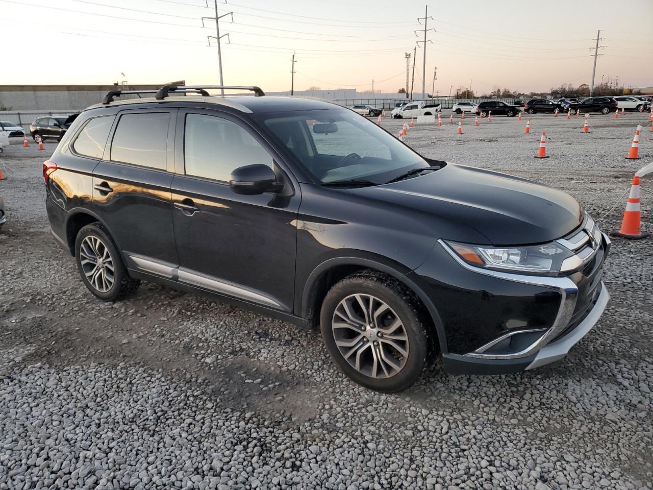 2016 MITSUBISHI outlander